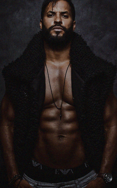 Ricky Whittle  MIEp0Td8_o