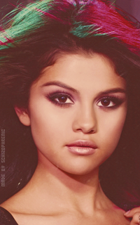 Selena Gomez ID8oZmEp_o