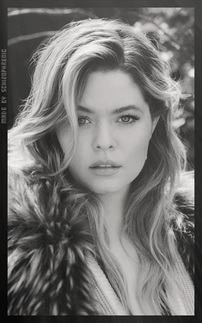 Sasha Pieterse CuqAjW3A_o