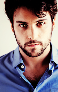 Jack Falahee G8hEVwfX_o