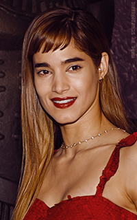 Sofia Boutella 6AKowxLM_o