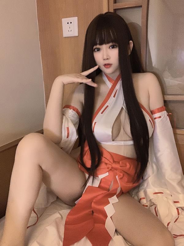 高质量coser @是依酱吖 - 女巫(15)