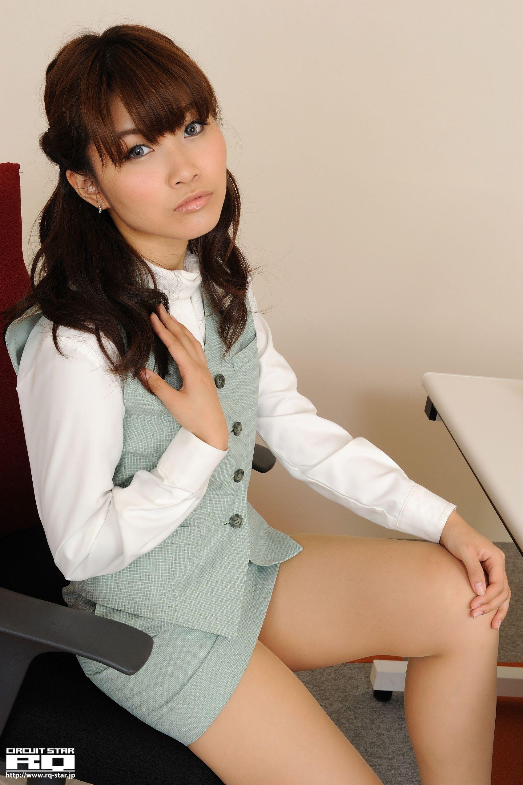 [RQ-STAR] NO.00642 殊野真緒 Office Lady 写真集(29)