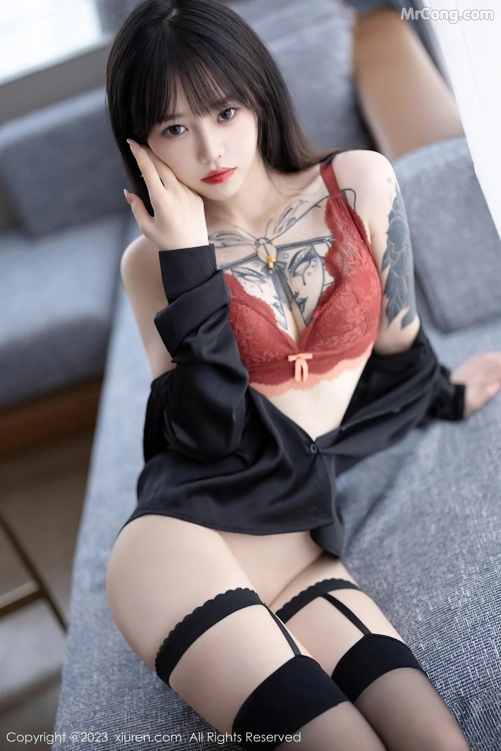 XiaoYu Vol.1063: 奶瓶 (82 photos)