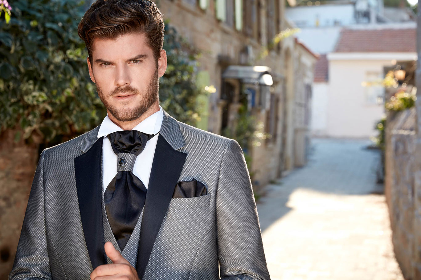 MALE MODELS IN SUITS: Kevin Lütolf for Adimo