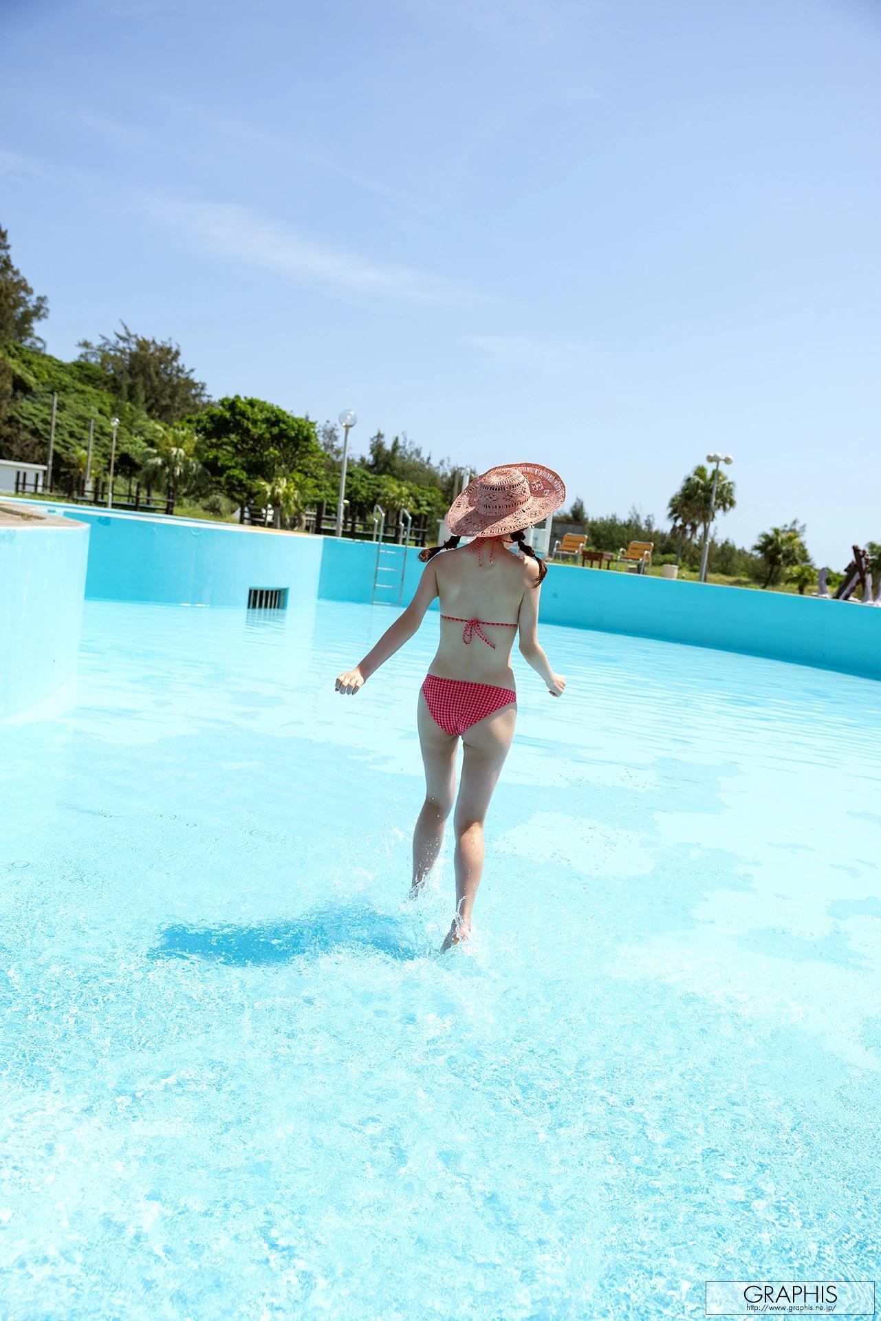 Mei Itsukaichi 五日市芽依, Graphis Special Gravure 「Vacation」 Vol.05(6)