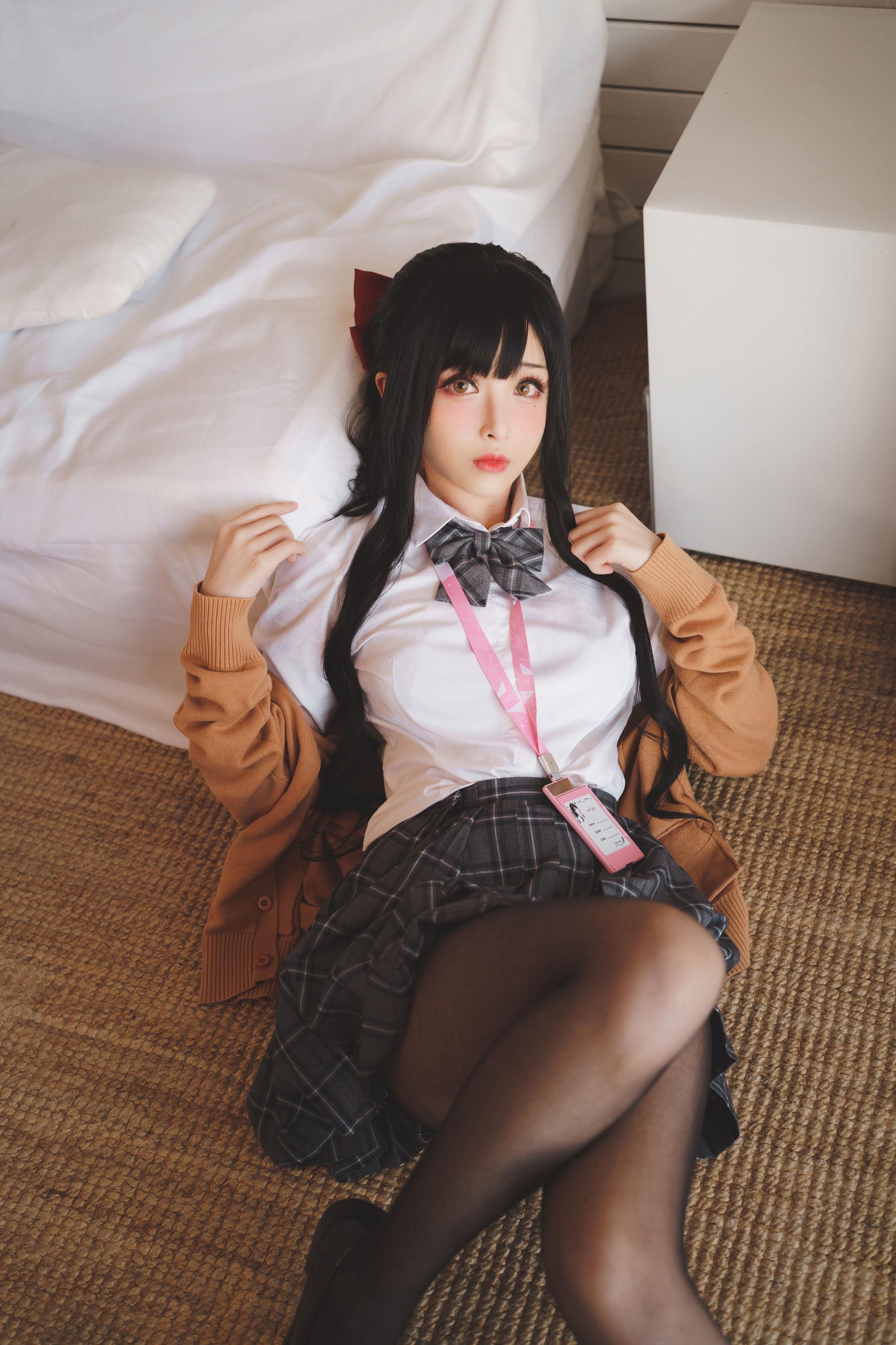 [网红COSER] rioko凉凉子 – 放课后的学姐 写真集