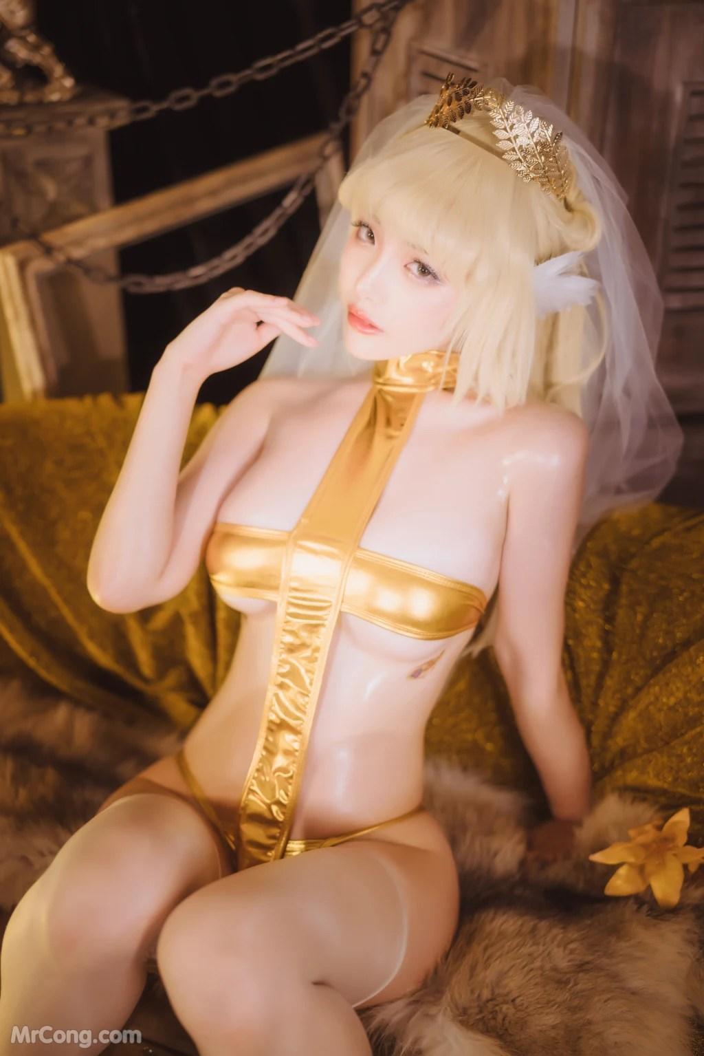 Coser@雯妹不讲道理 No.092: 发光精灵 (50 photos)