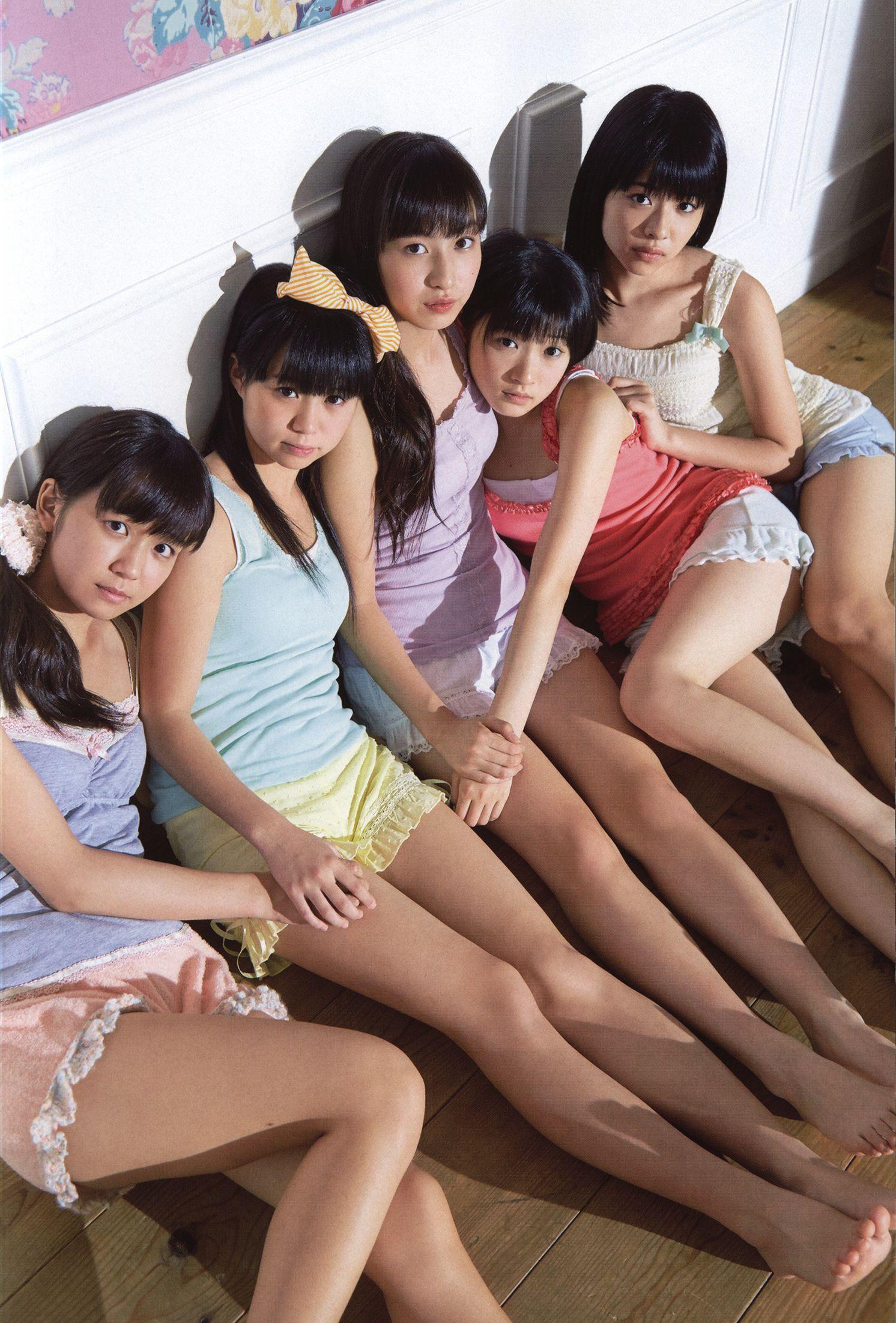 日本美少女组合Juice=Juice《OFFICIAL PHOTO BOOK》写真集(53)