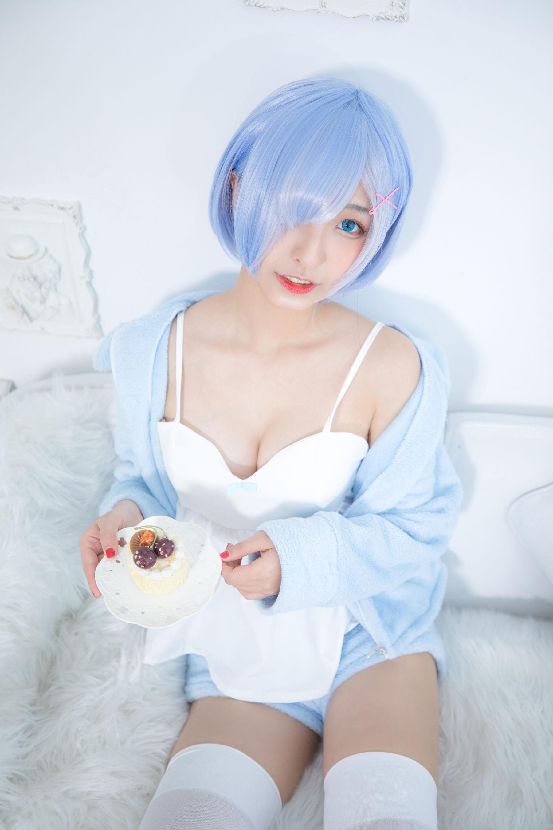 [网红Coser] 古川kagura 《蕾姆》 写真集(1)