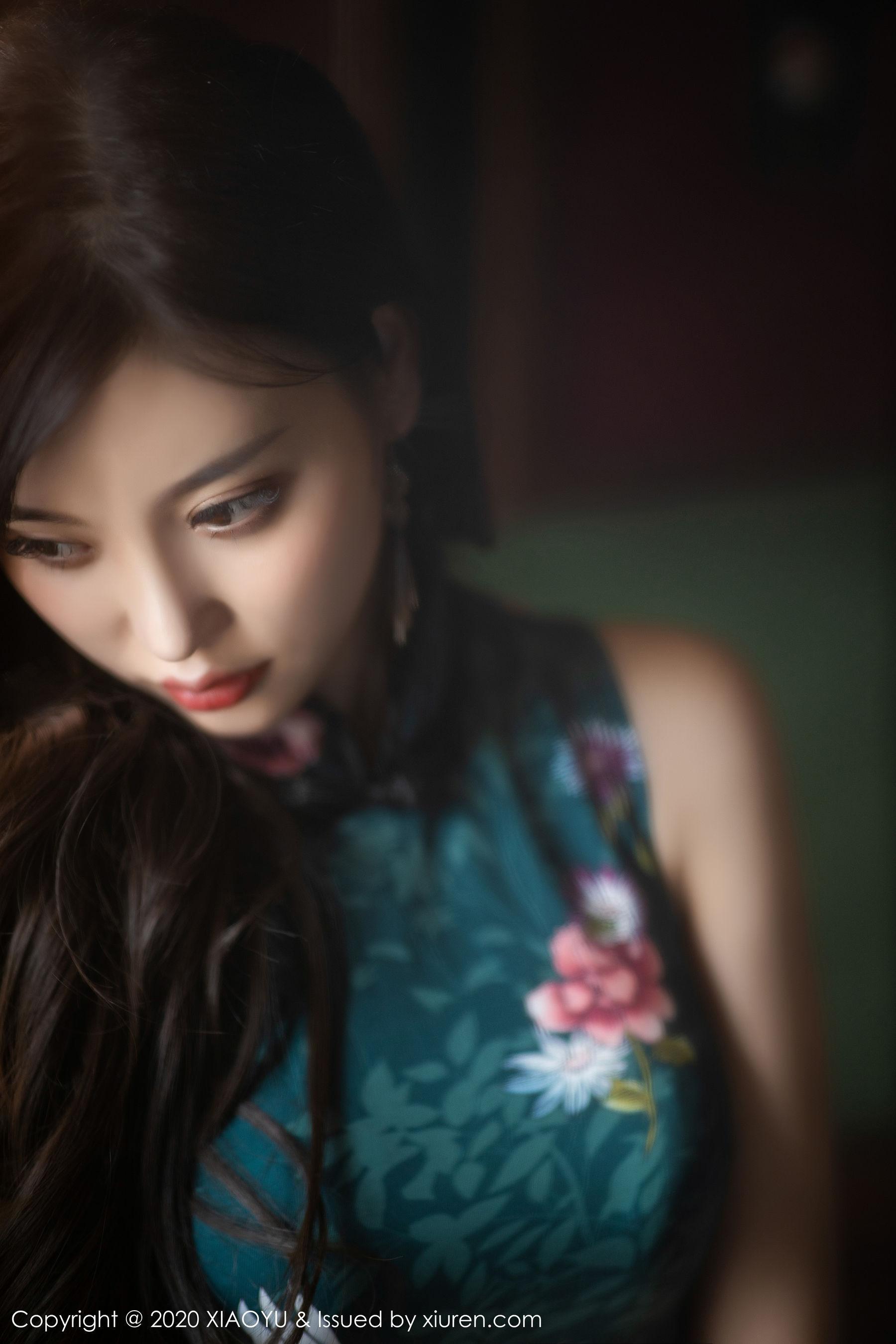 杨晨晨sugar《古典旗袍+黑丝高跟系列》 [语画界XIAOYU] Vol.247 写真集(28)