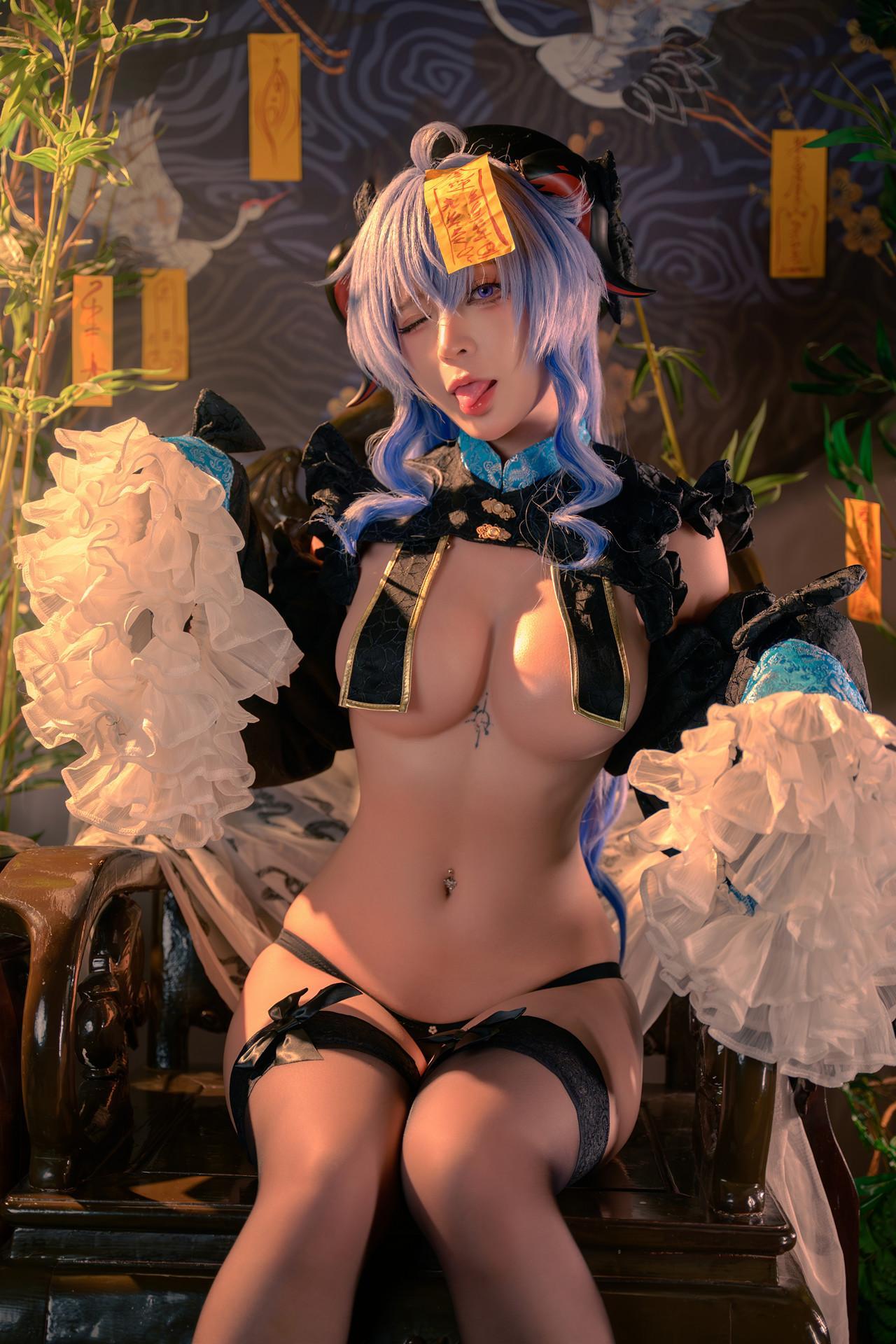 Cosplay Umeko.J – Ganyu Jiangshi Set.01(11)