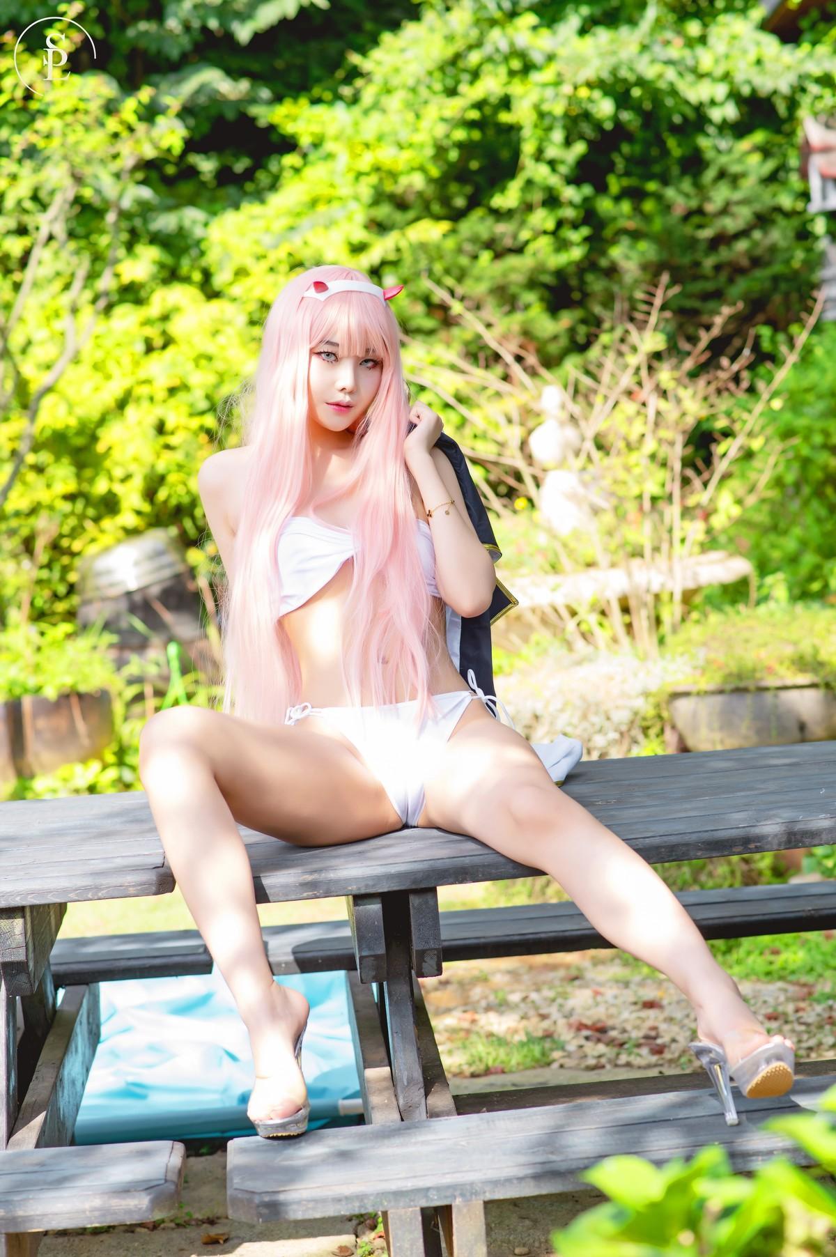 Yuna 유나, [SAINT Photolife] Zero Two(8)