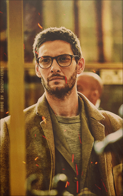 Ben Barnes EXYIvdfu_o