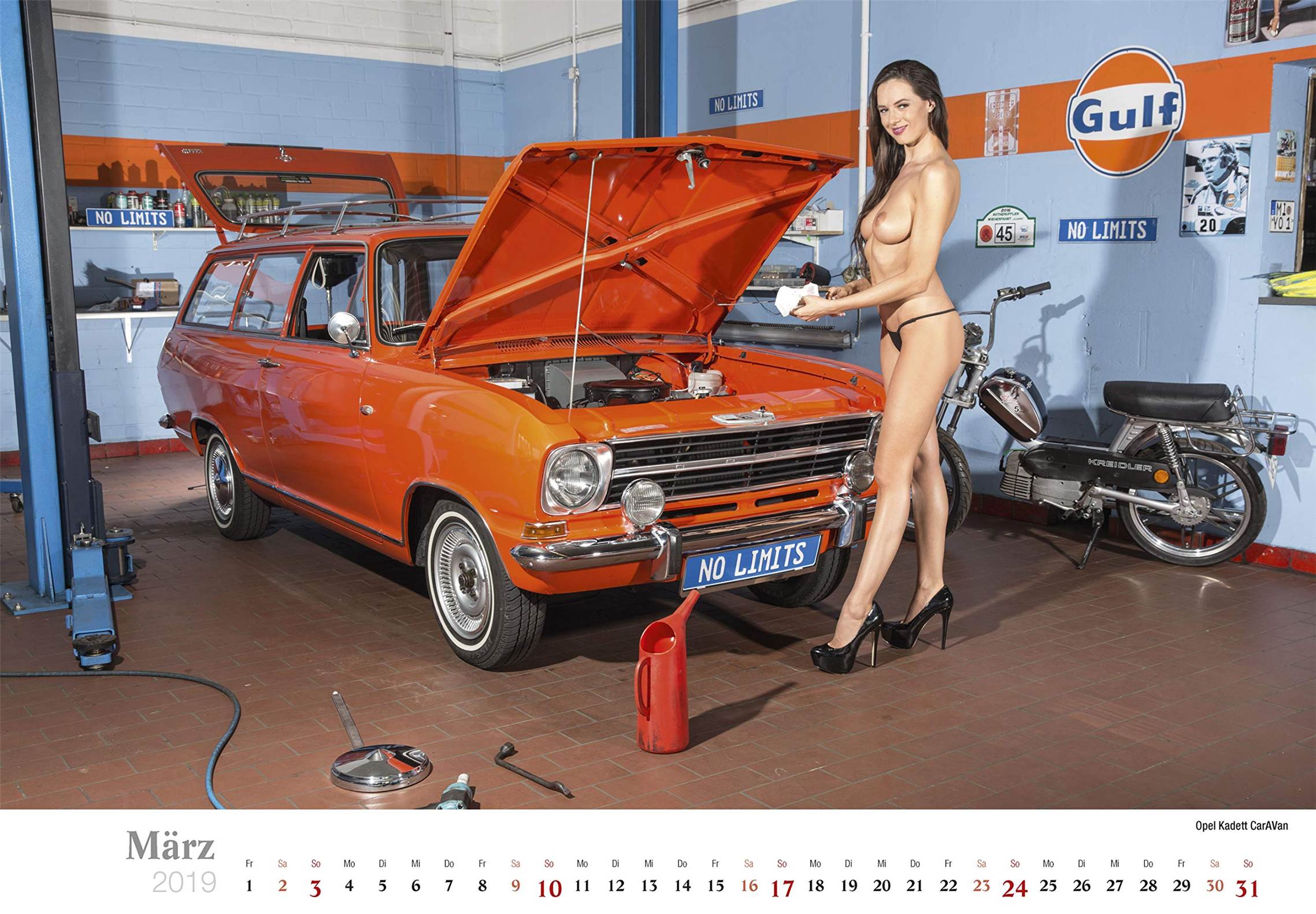 Opel Kadett CarAVan / Schraubertraume / 2019 erotic calendar by Frank Lutzeback Сексуальные девушки ремонтируют автомобили / Opel Kadett CarAVan / Schraubertraume / 2019 erotic calendar by Frank Lutzeback