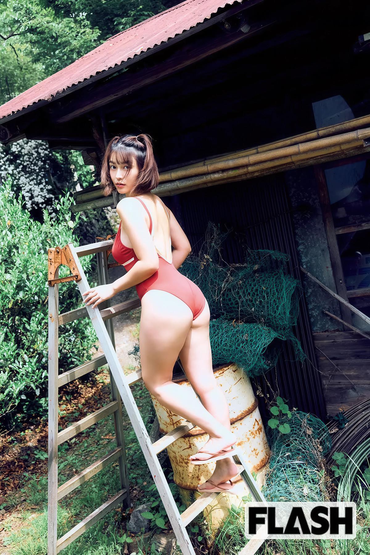 Otono Sakurai 櫻井おとの, FLASH 2025.07.15 (フラッシュ 2025年7月15日号)(23)