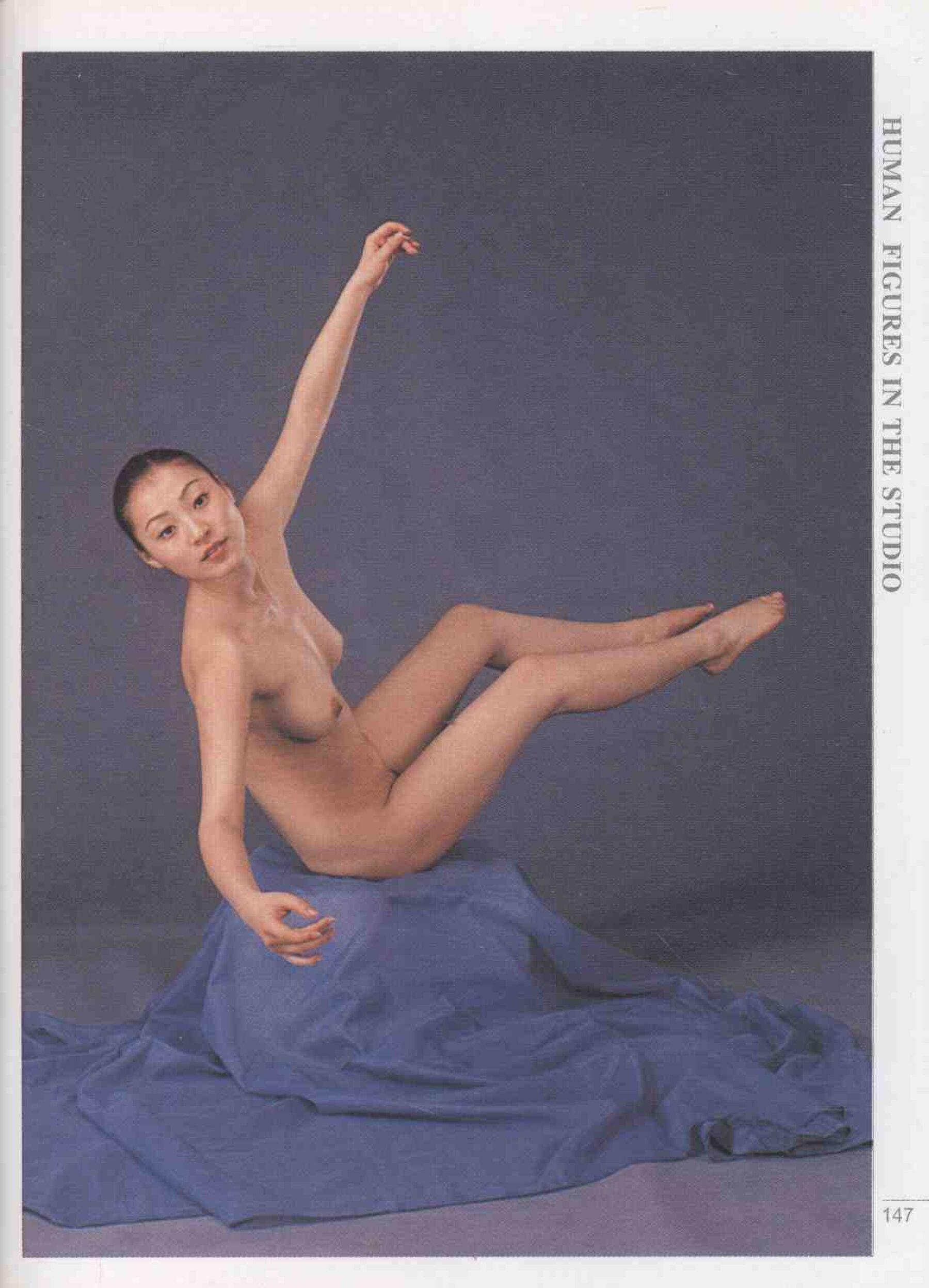 书籍扫描 实用人体模特摄影·坐姿篇(152)