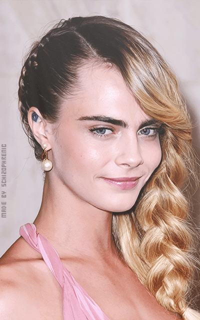 Cara Delevingne A1dcsTsc_o