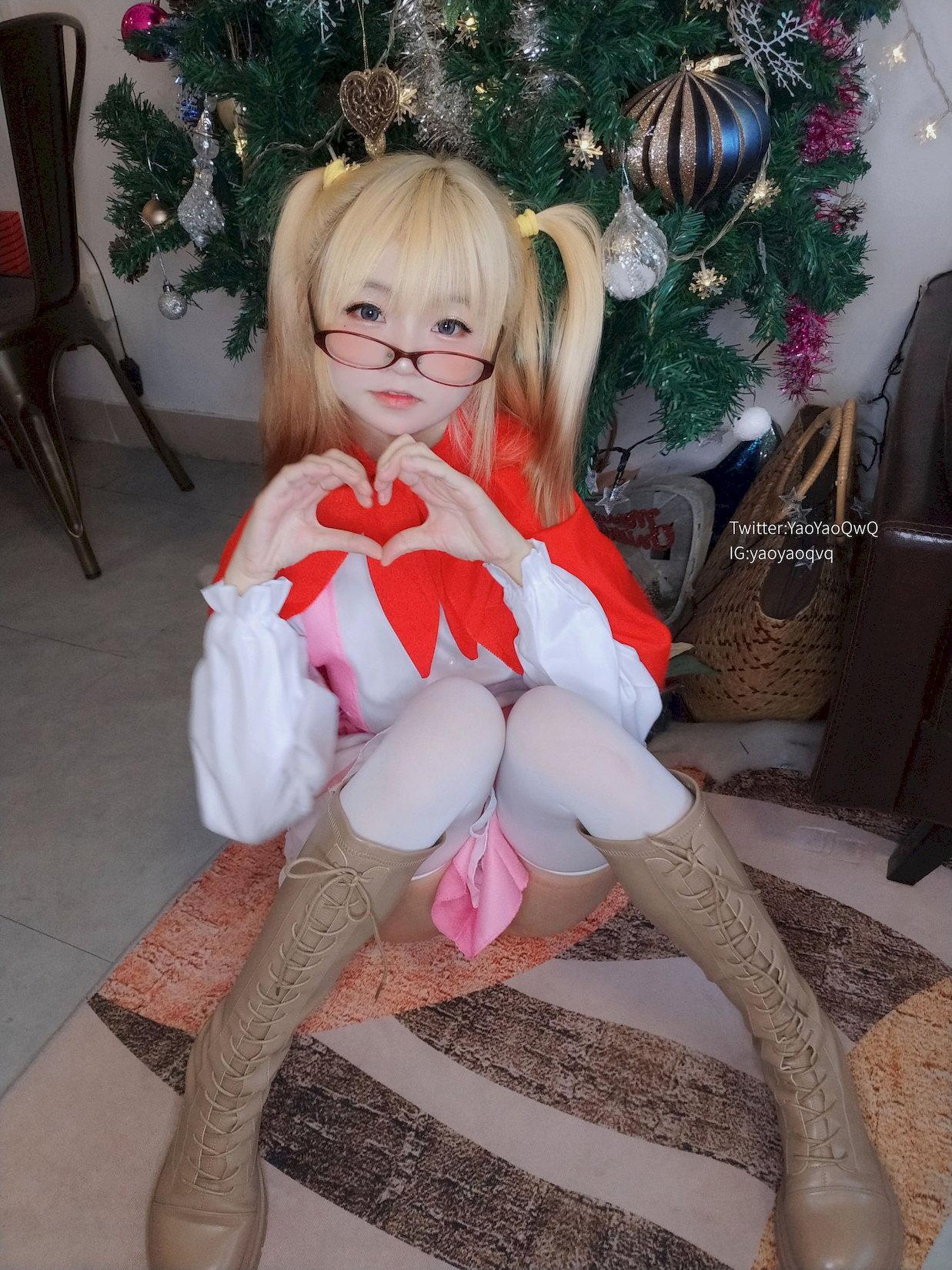 [福利女神cosplay] 萌妹子Coser摇摇乐yoyo fantia 12月会员合集 女仆系列/66P(9)