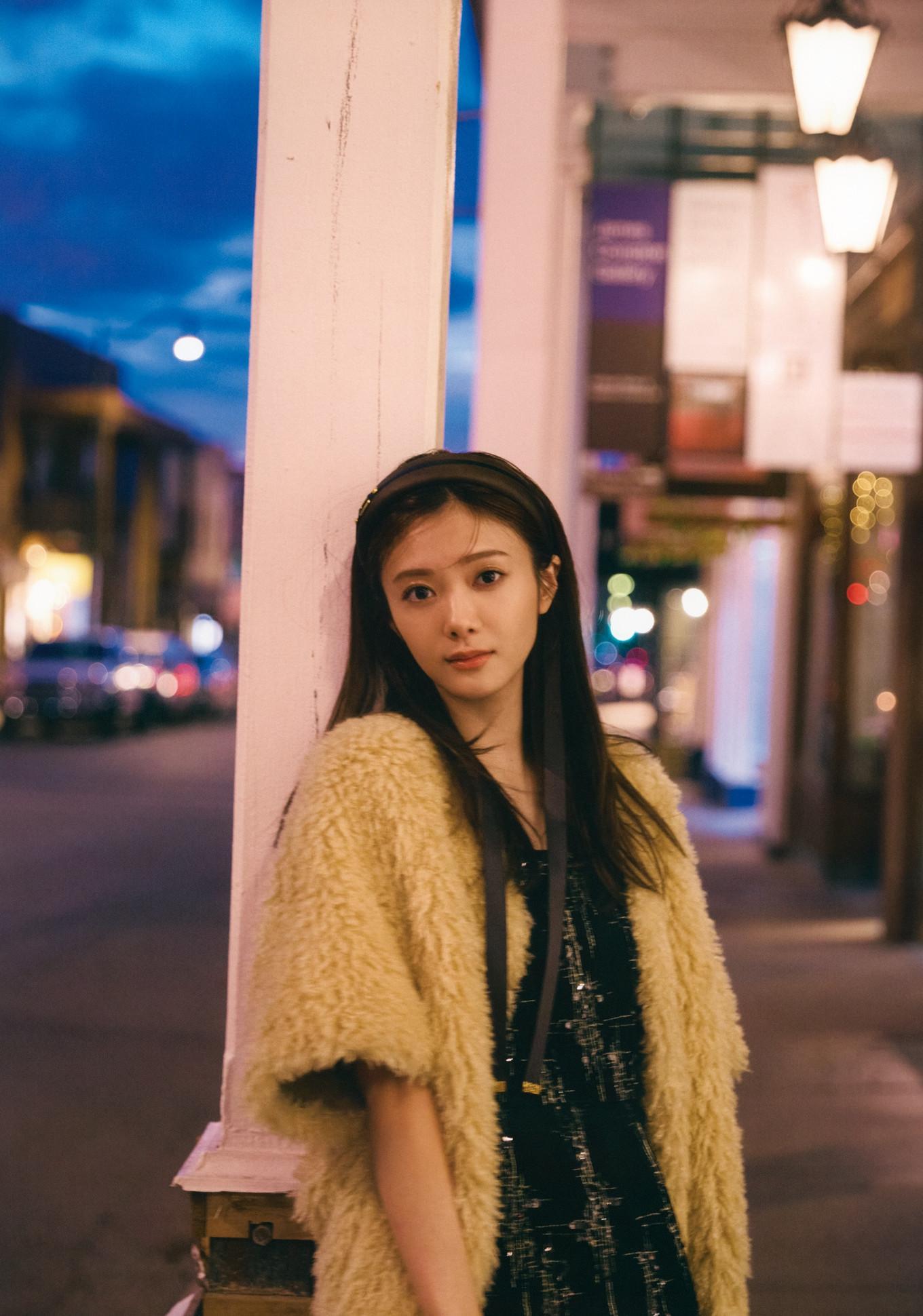 Hono Tamura 田村保乃, 2nd写真集 『隣の席になりたい』 Set.01(41)
