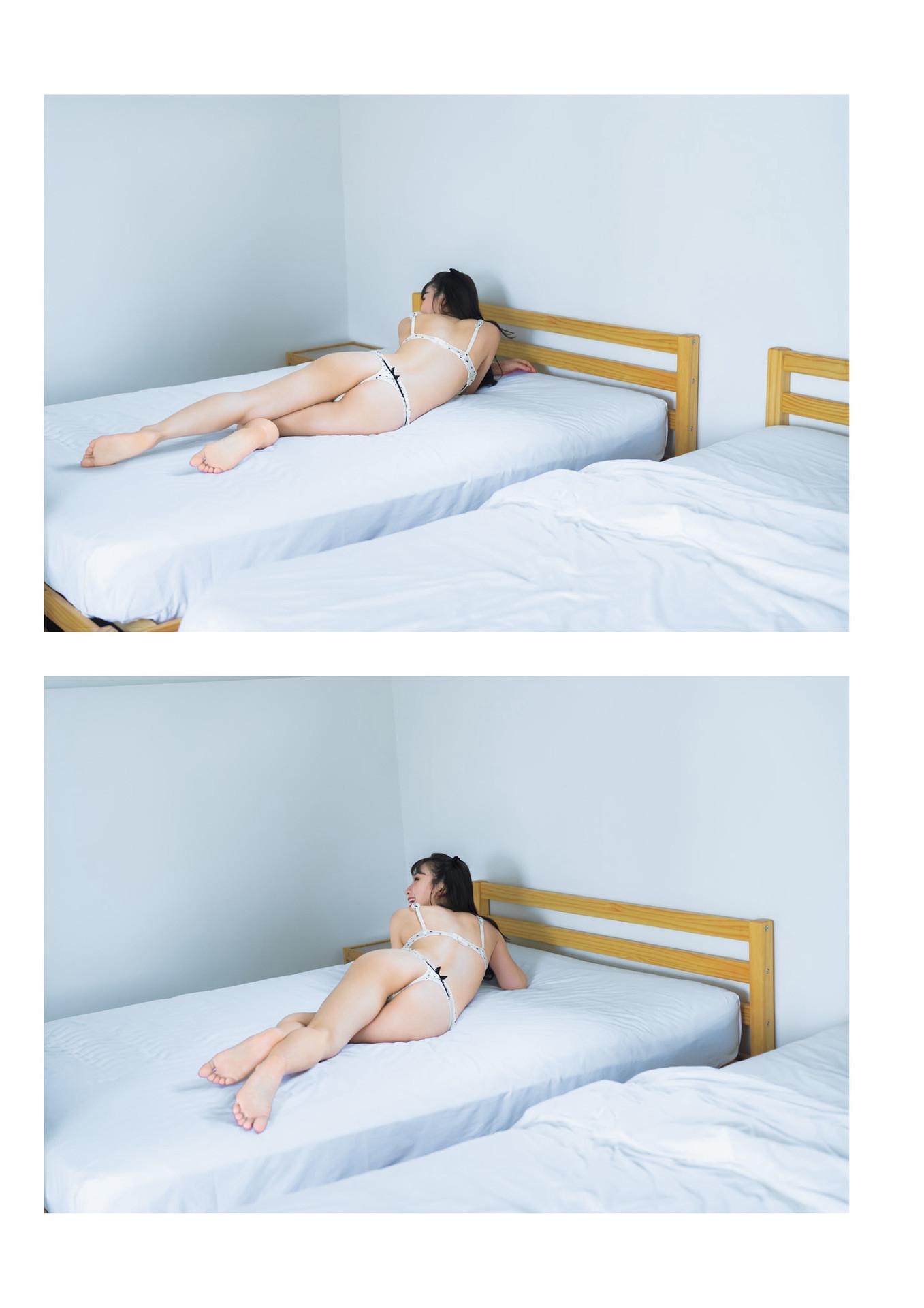 Ema Ito 伊藤愛真, １st写真集 電子特典付き 「soleil－ソレイユ－」 Set.04(7)