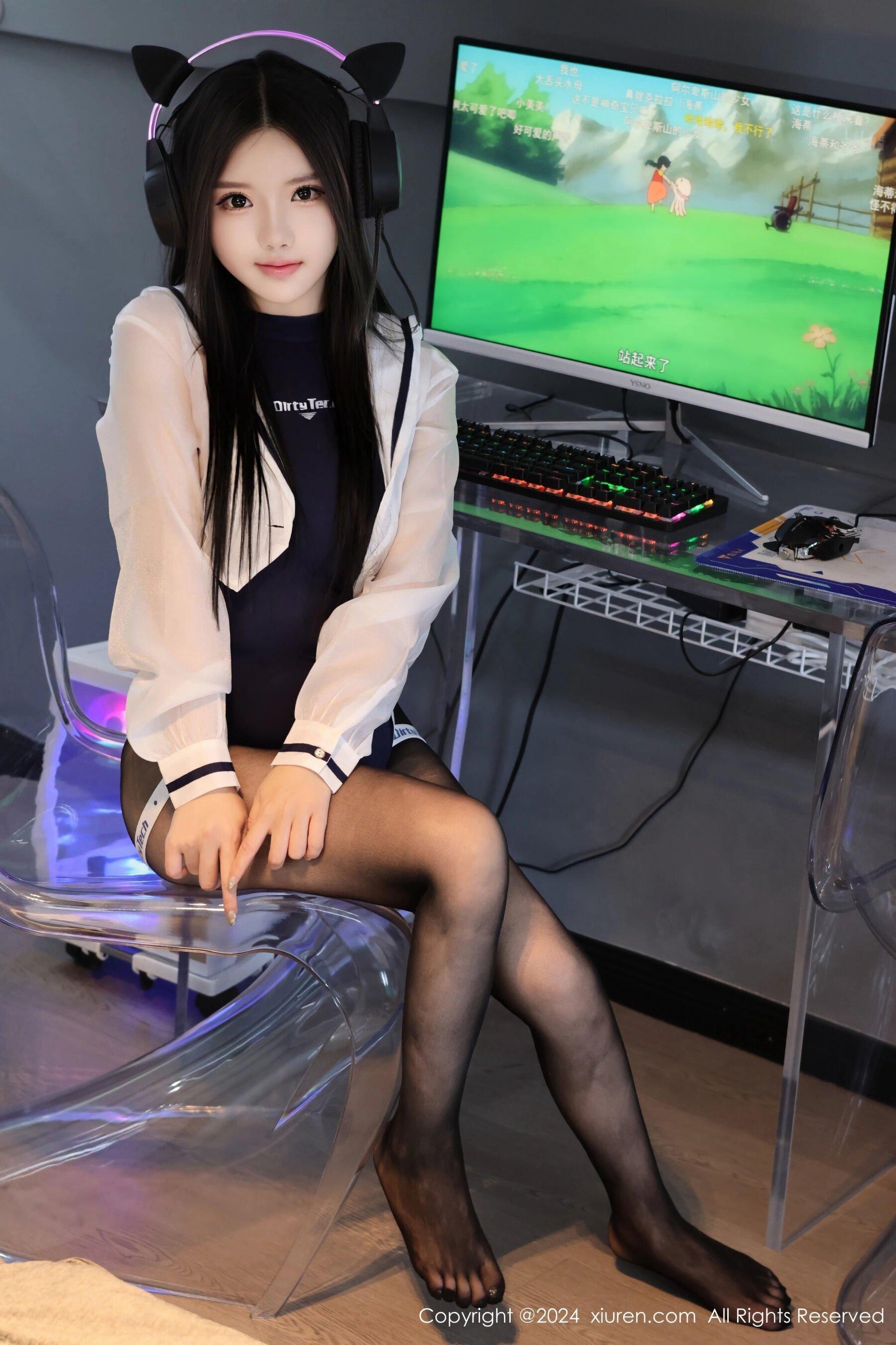 秀人网 Vol. 8432 小薯条nienie(32)