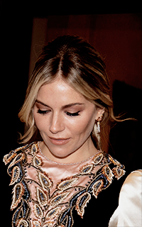 Sienna Miller KDrS3je4_o