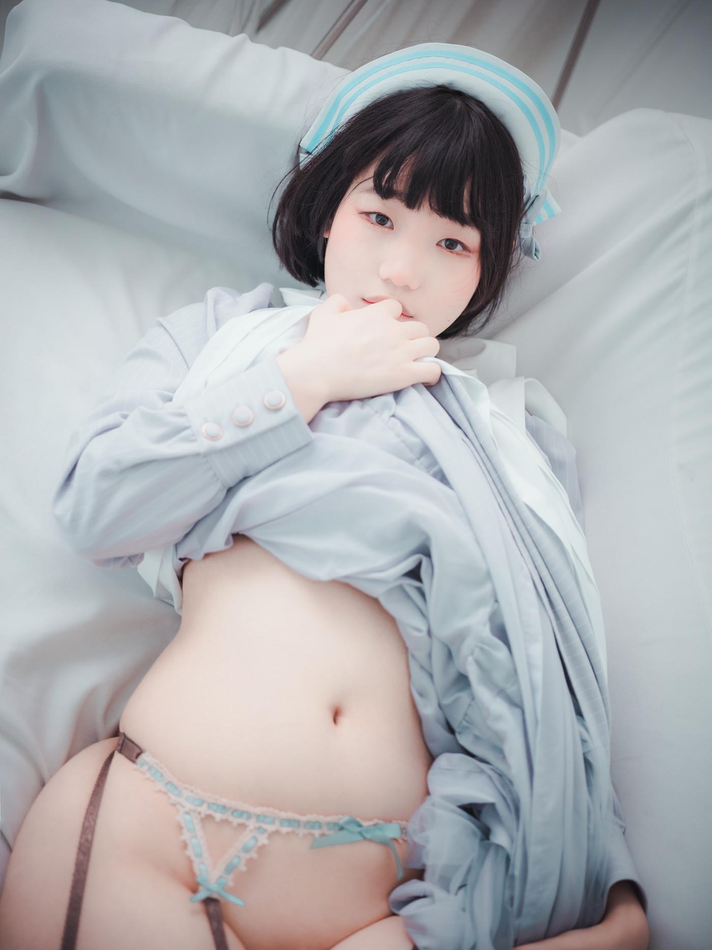 Mimmi 밈미, DJAWA ‘St. Esther’ Set.03(21)