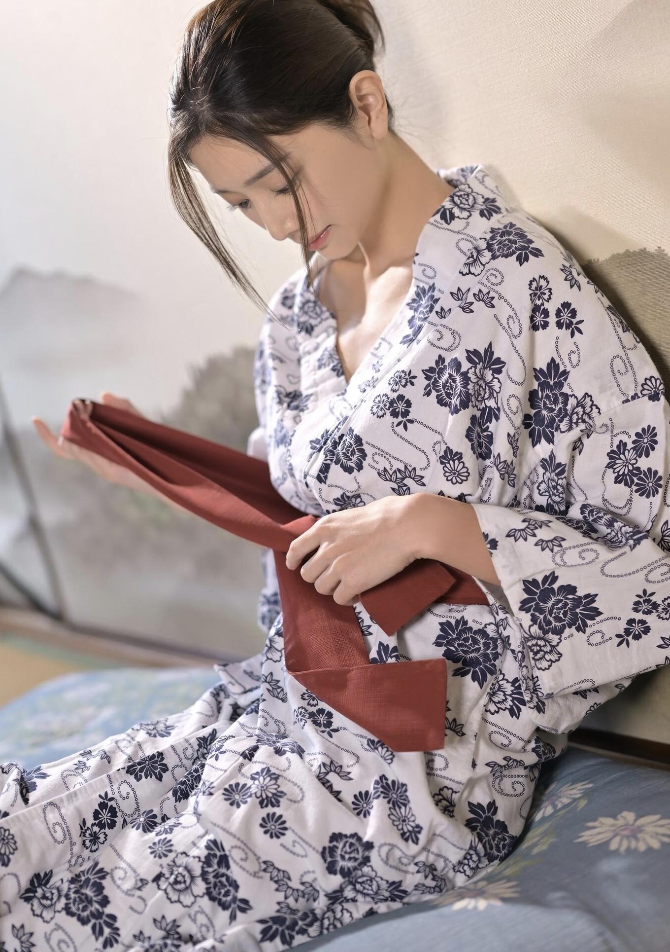 Yasuyo Saito 斎藤恭代, デジタル写真集 「Exciting Girls Vol.3」 Set.04(18)