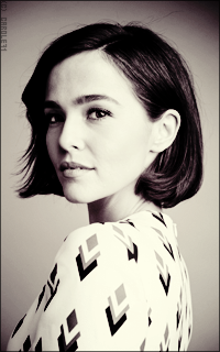 Zoey Deutch 7M0BrcvI_o