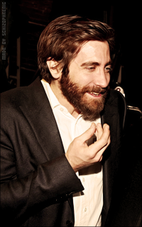Jake Gyllenhaal - Page 2 TamadkK1_o
