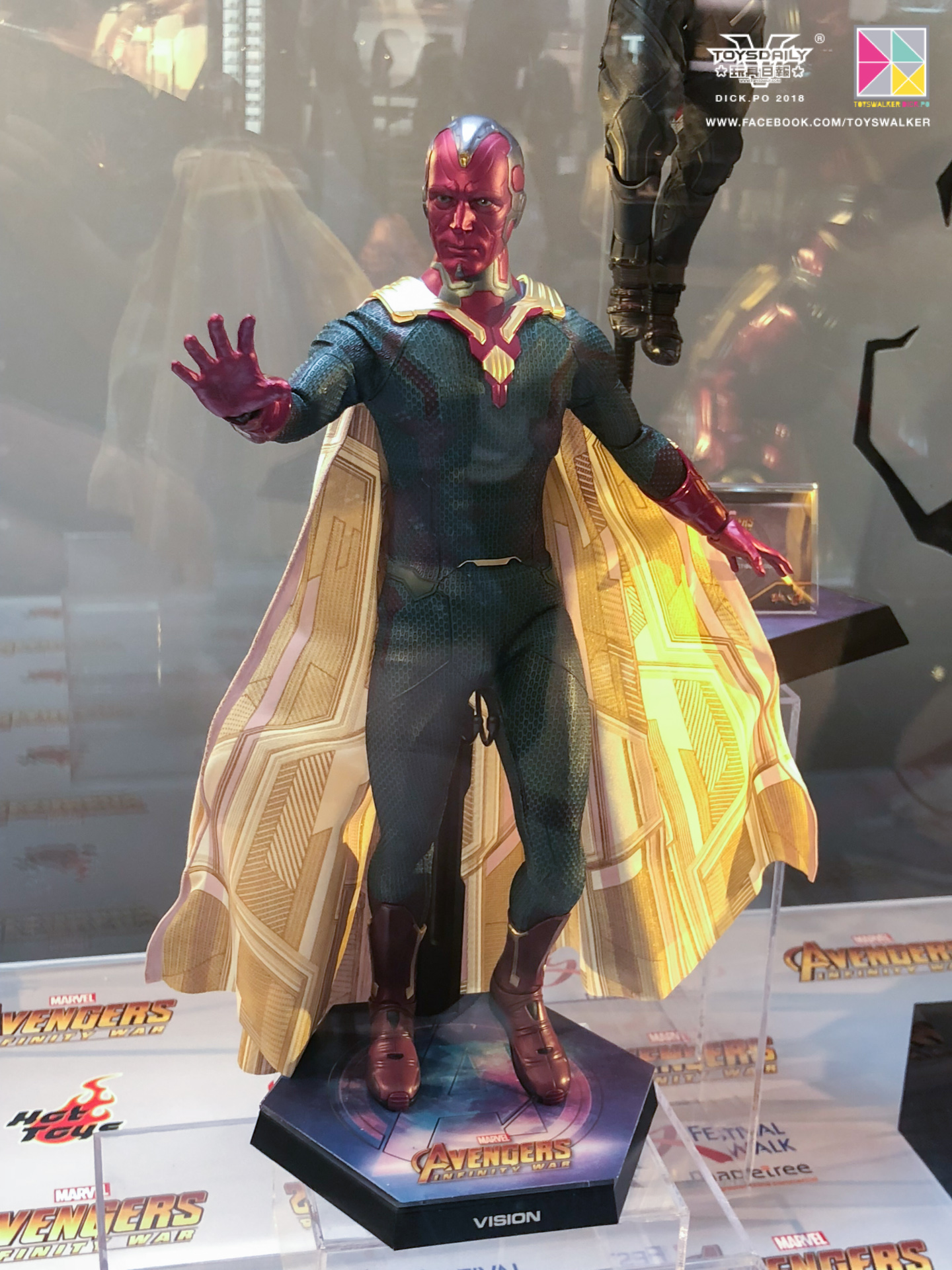 Exhibition Hot Toys : Avengers - Infinity Wars  UW0GJLUb_o