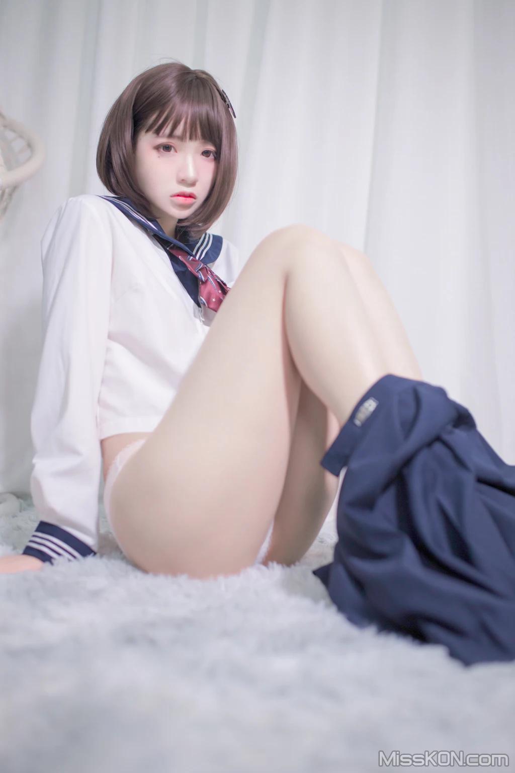 Coser@疯猫ss: 居家JK (40 photos)