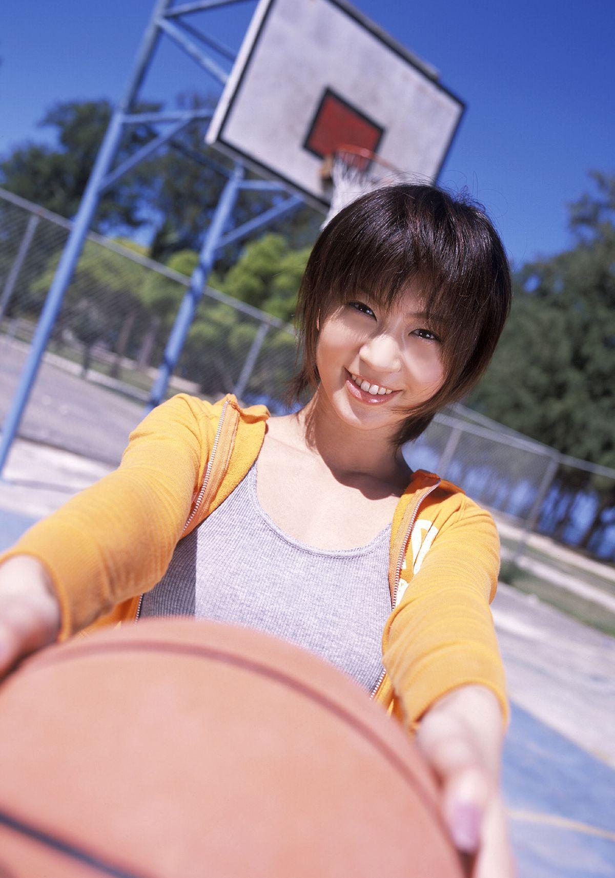 [For-side] 安田美沙子 《Hoop!》写真集(2)