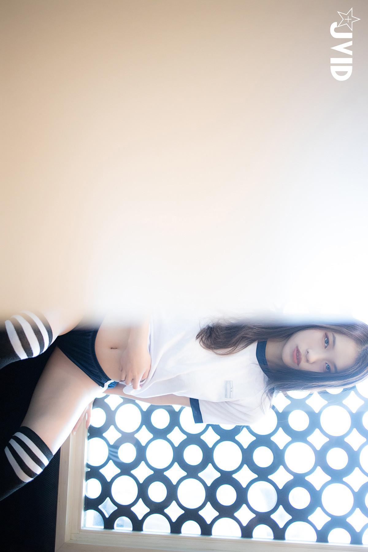 JVID 淇淇selina – 冰釀藍莓葡萄超正美少女全裸全見 四点全露 Set.01(11)