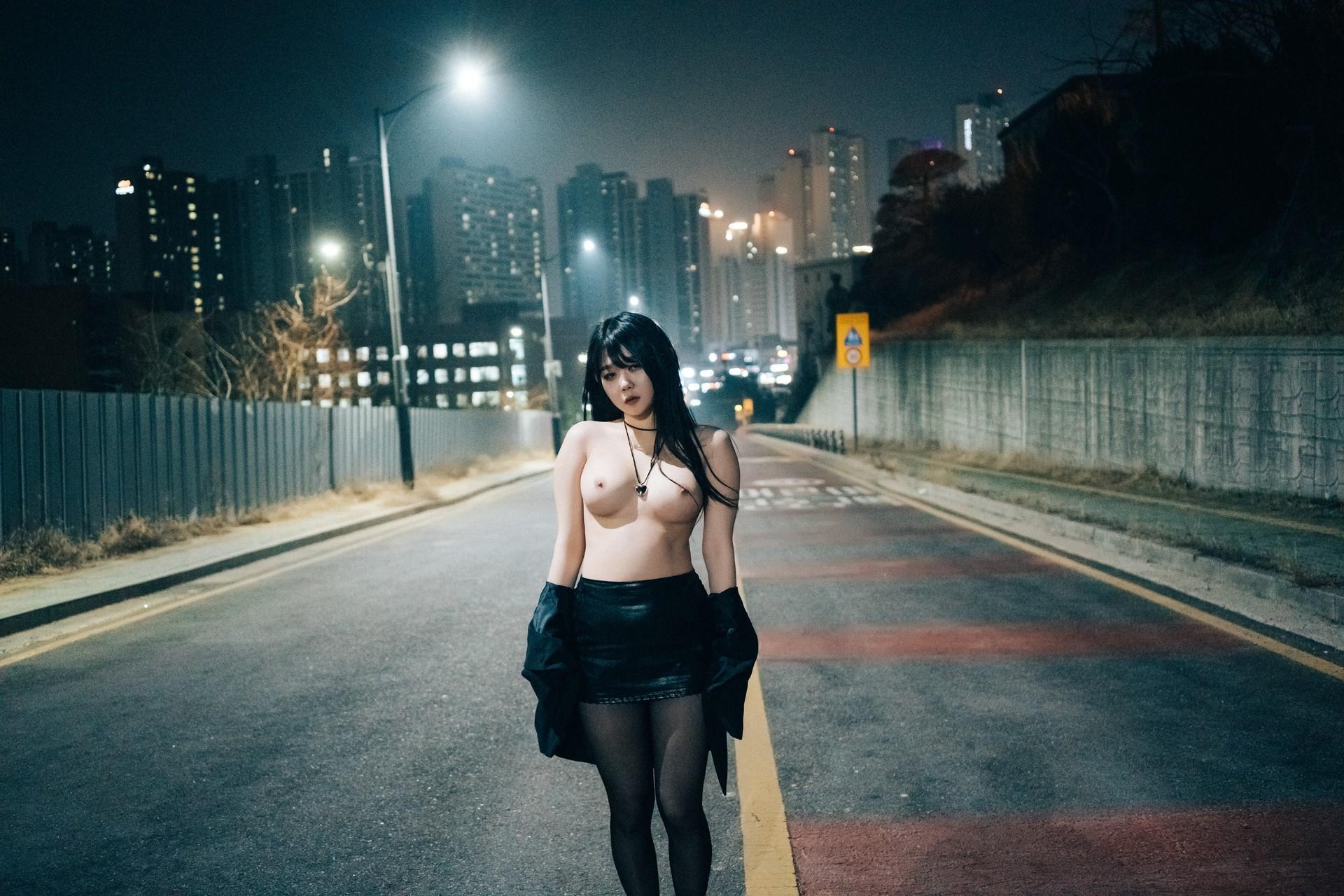 ZIA.Kwon 권지아, [Loozy] XXX At Night Road Set.01(69)