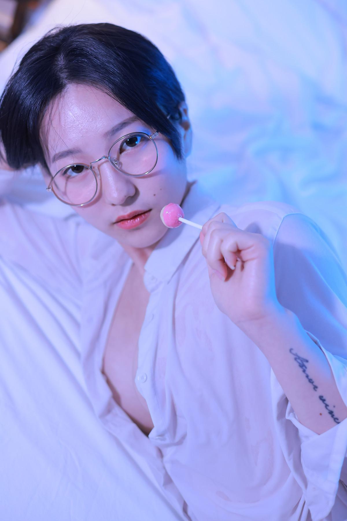 Sehee 세희, Photobook ‘ Glasses Shirt’ Set.01(25)