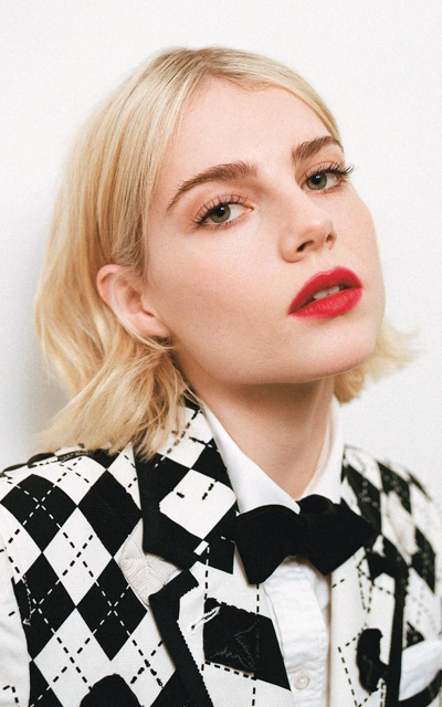 Lucy Boynton - Page 2 Q2KOGyRr_o