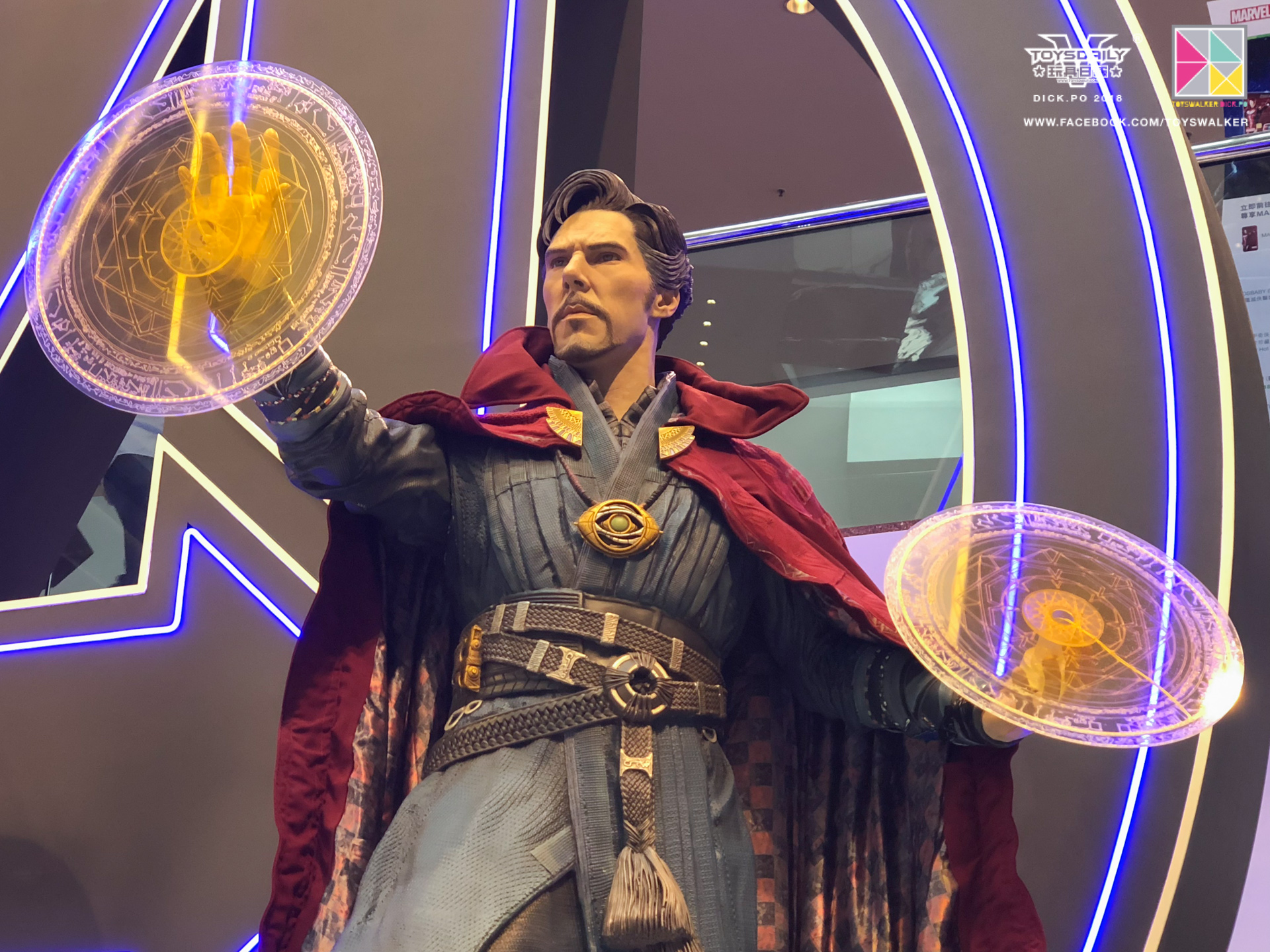 Exhibition Hot Toys : Avengers - Infinity Wars  RwuJRjqj_o