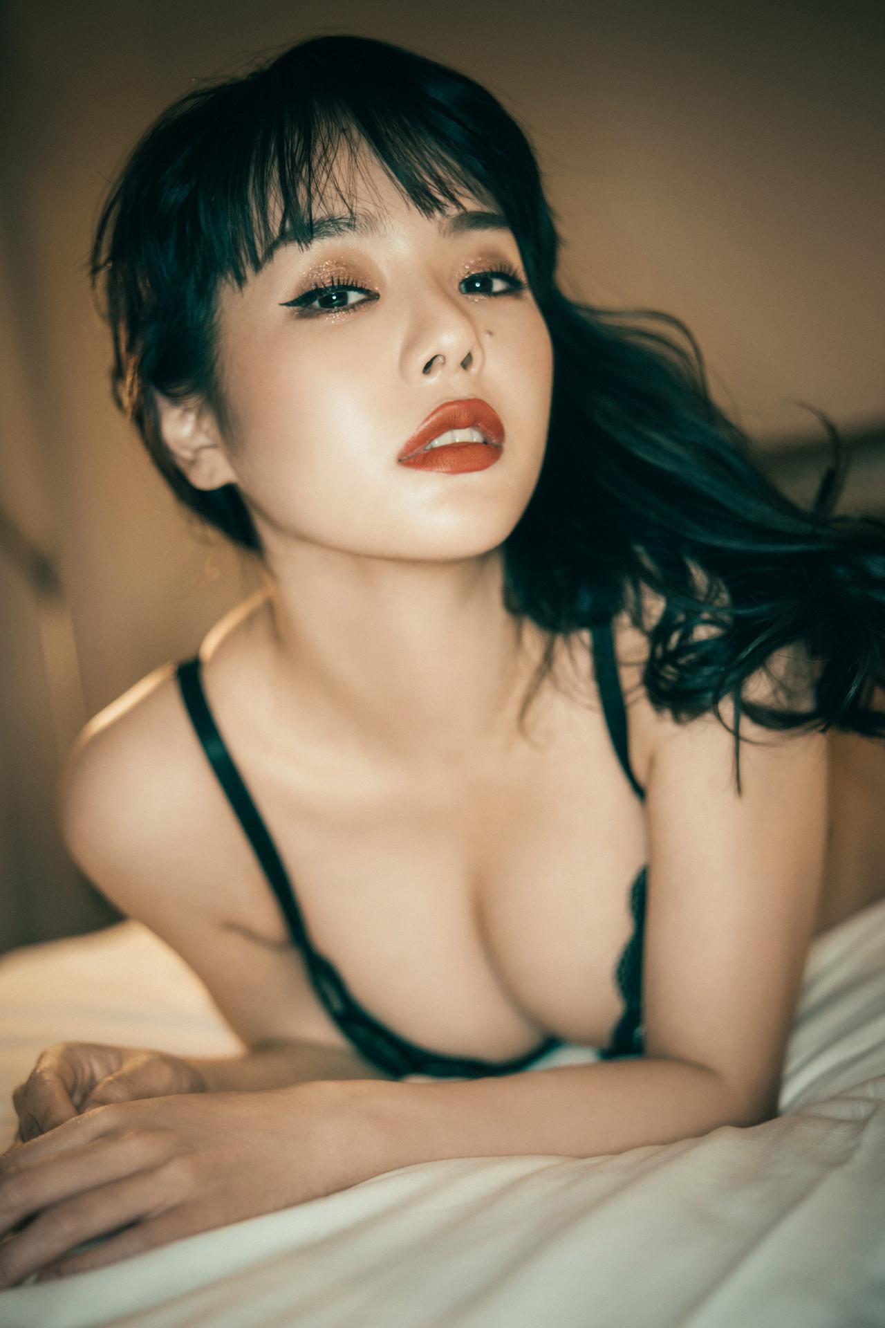EIMI エイミ, デジタル写真集 「Undergarments」 Set.02(27)