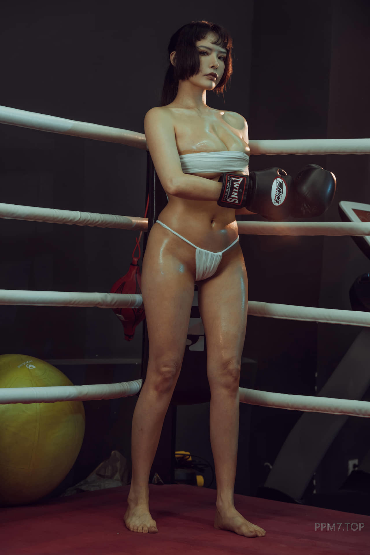 This is the real female boxing doge