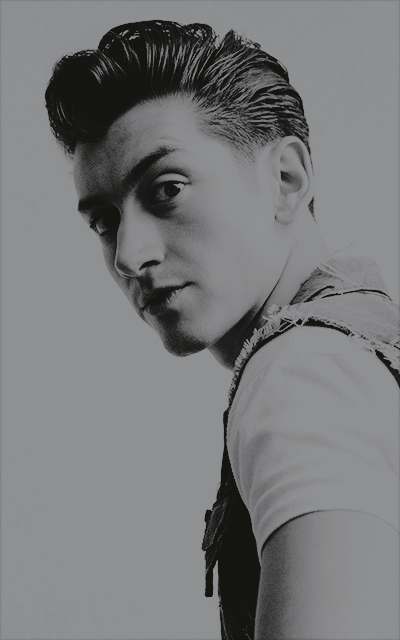 Alex Turner V2yPJE0G_o