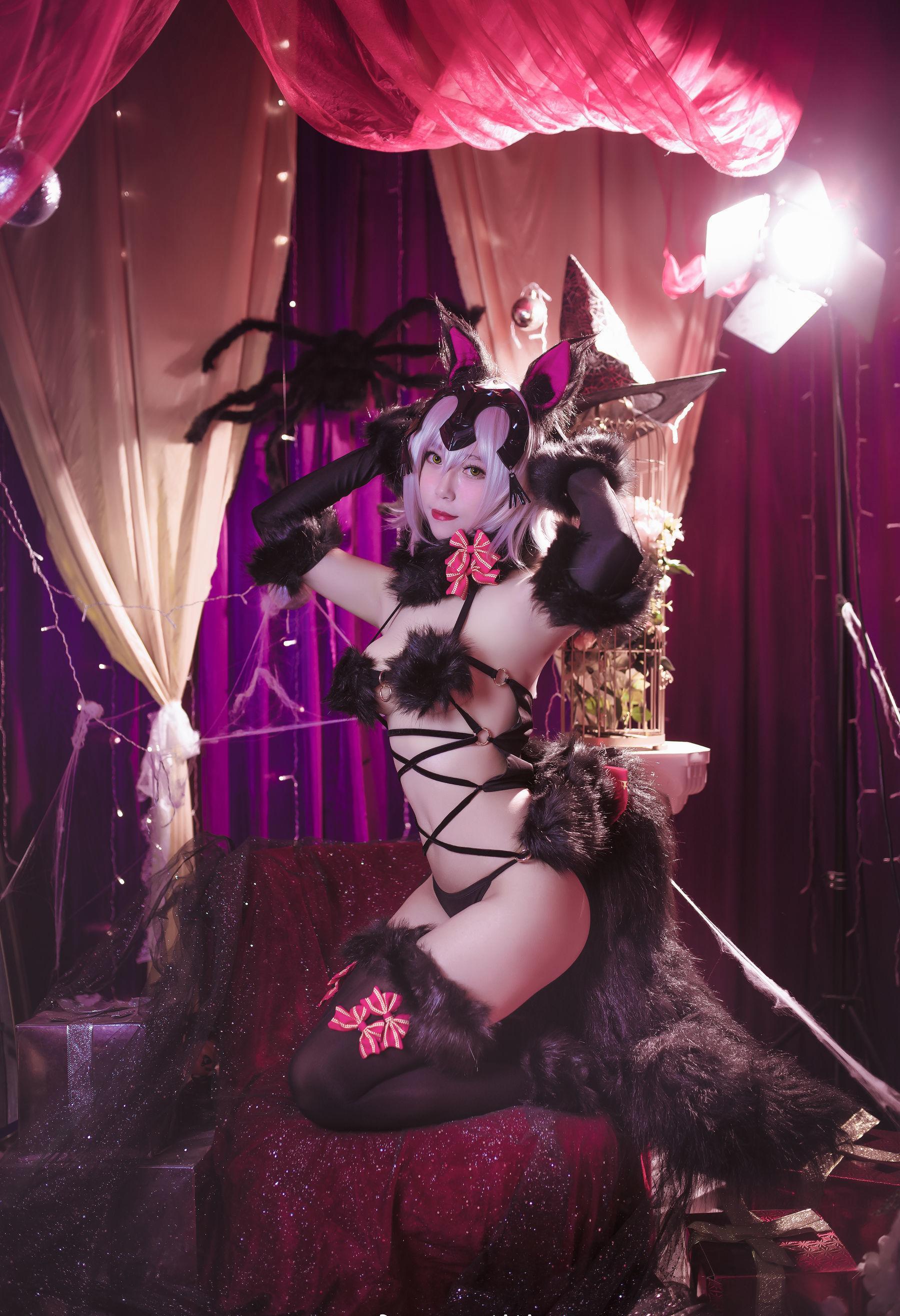 [网红COSER] 动漫博主Money冷冷 – 贞德(1)