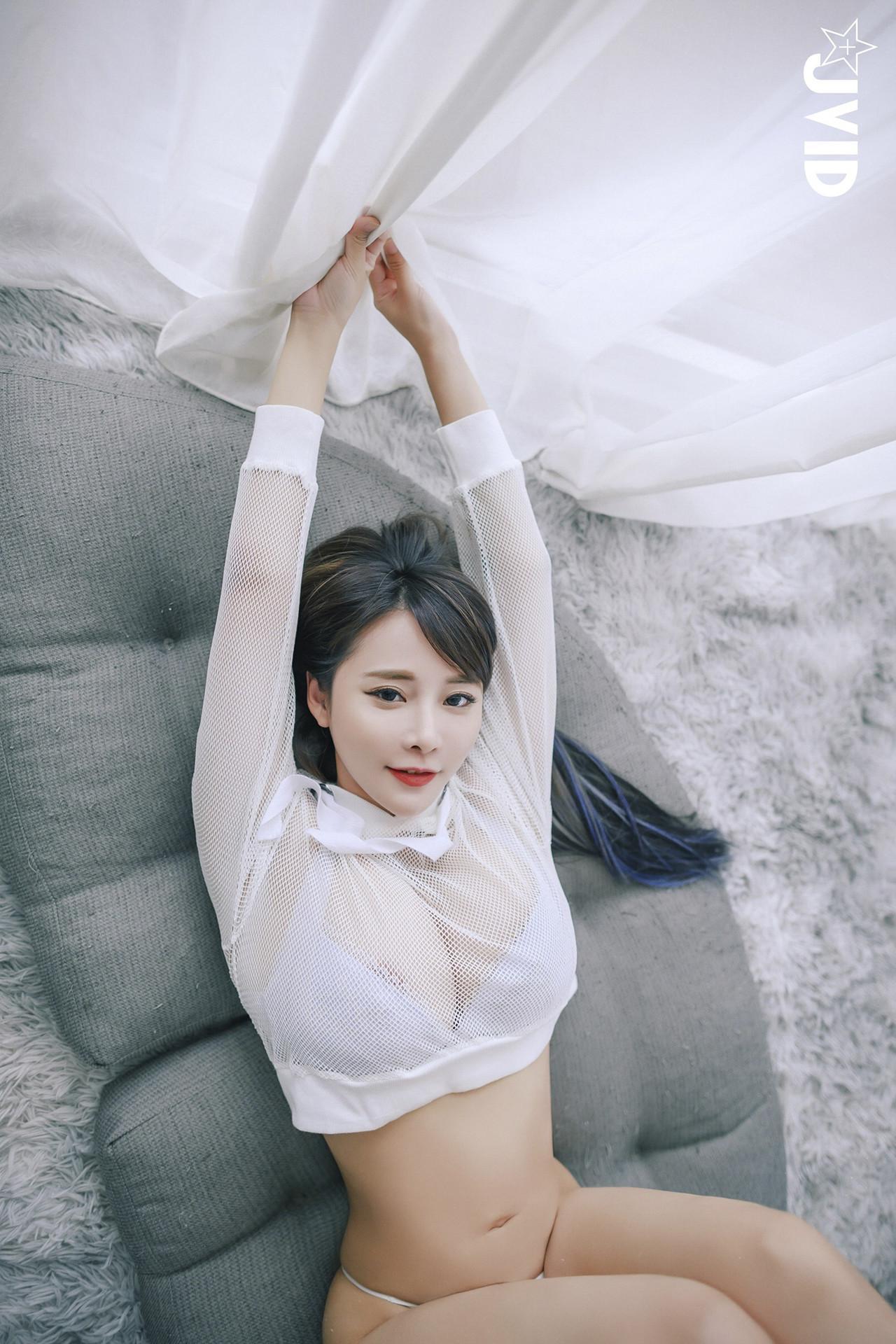 JVID Lele 樂樂 – 巨乳女神 樂樂－色誘閨密兄長，激情畫面曝光 Set.01(13)