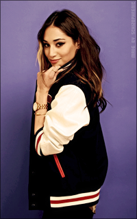 Meaghan Rath D8X6raiO_o