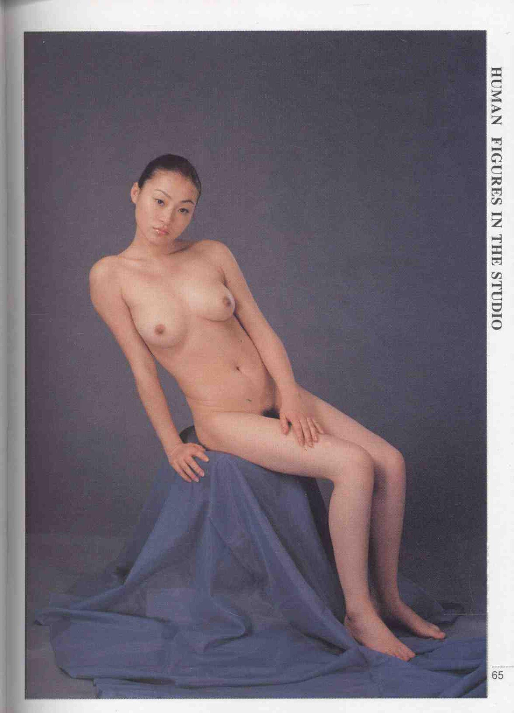 书籍扫描 实用人体模特摄影·坐姿篇(70)
