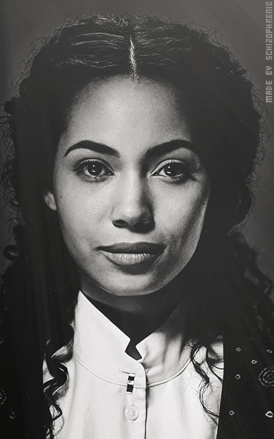 Madeleine Mantock 4Qsu8kHO_o