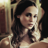 Alicia Vikander KGJgWbVS_o