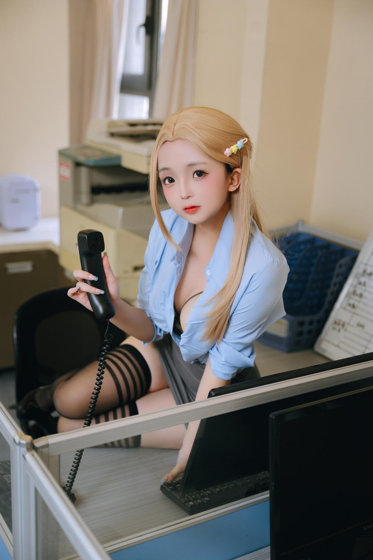 Cosplay Rinaijiao日奈娇 – 办公室(35)