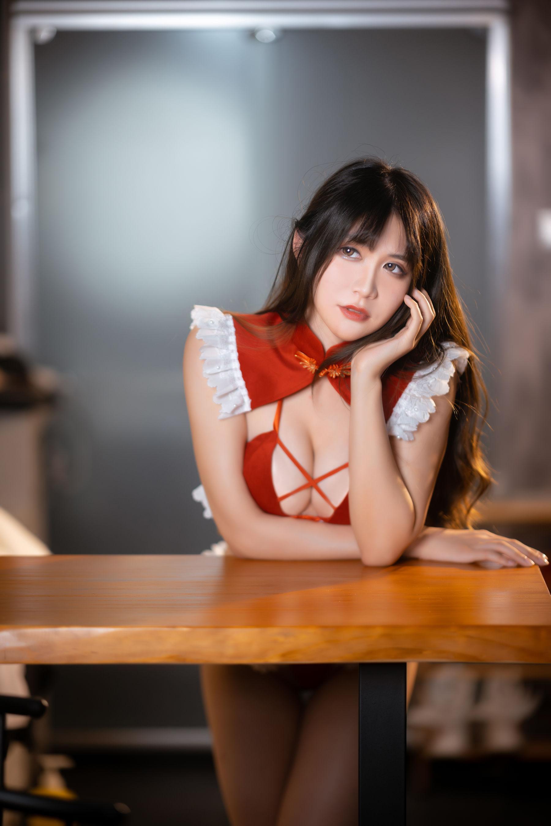 [网红COSER] 动漫博主阮邑_Fairy – 大象 红色 套图(29)